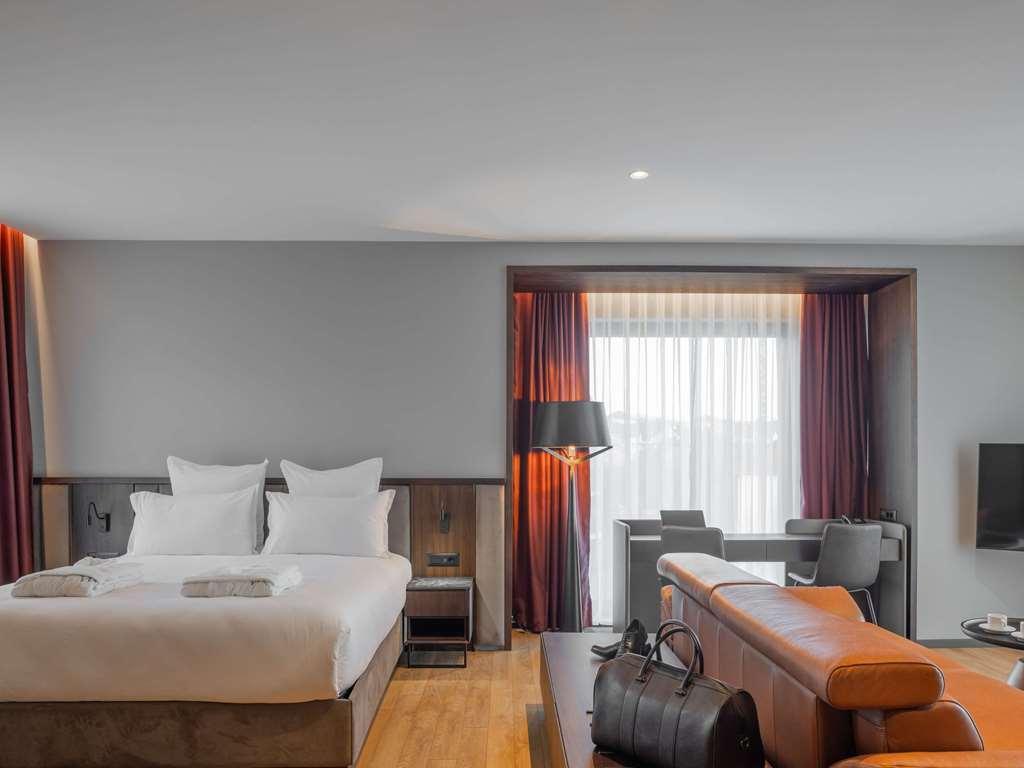 Mercure Prishtina City Prishtinë Phòng bức ảnh