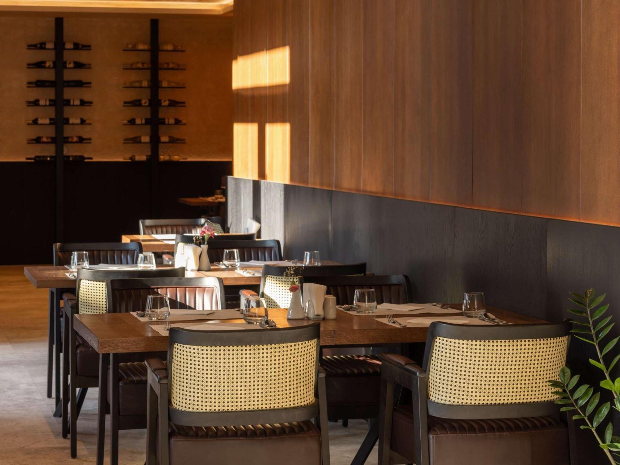Mercure Prishtina City Prishtinë Ngoại thất bức ảnh